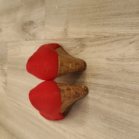 Rampage red peep toe summer wedge - Picture 3 of 6